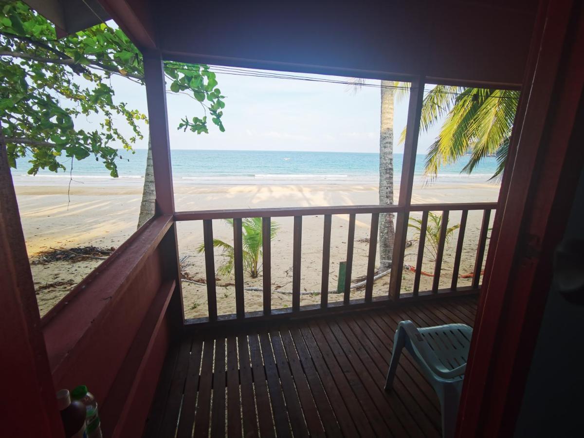 Permata Beach Chalet Kampong Juara Zewnętrze zdjęcie
